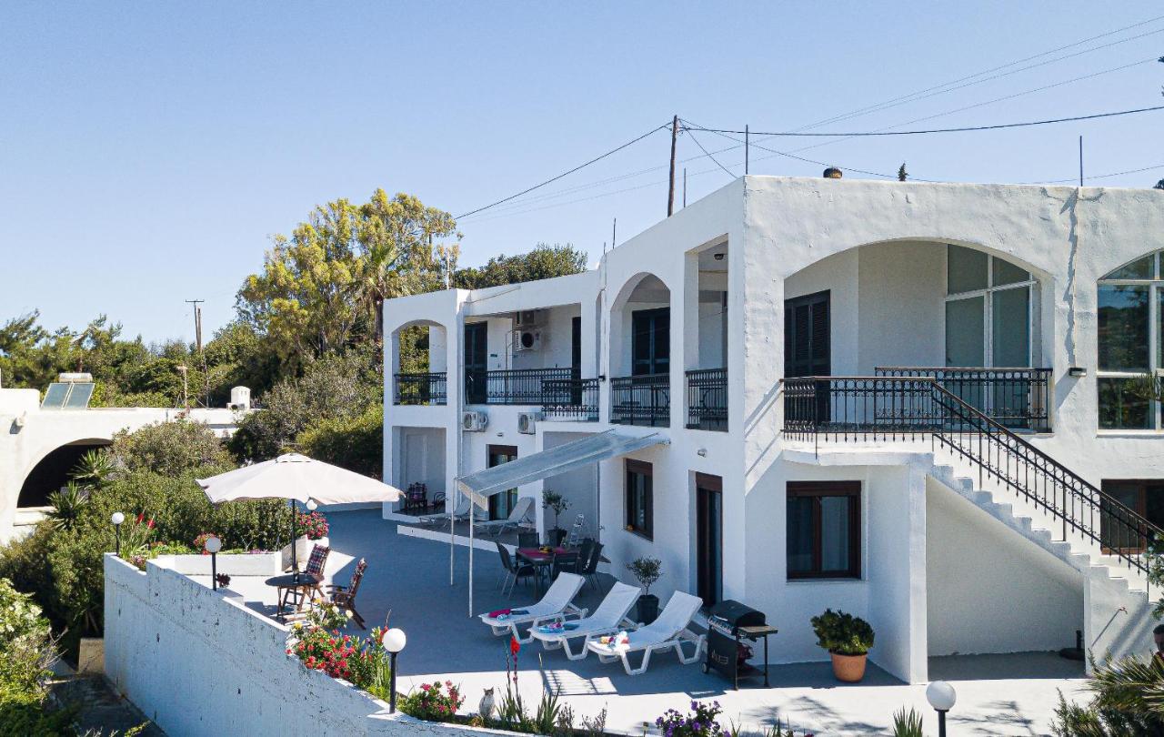 Kalathas Sunset Villa Екстериор снимка